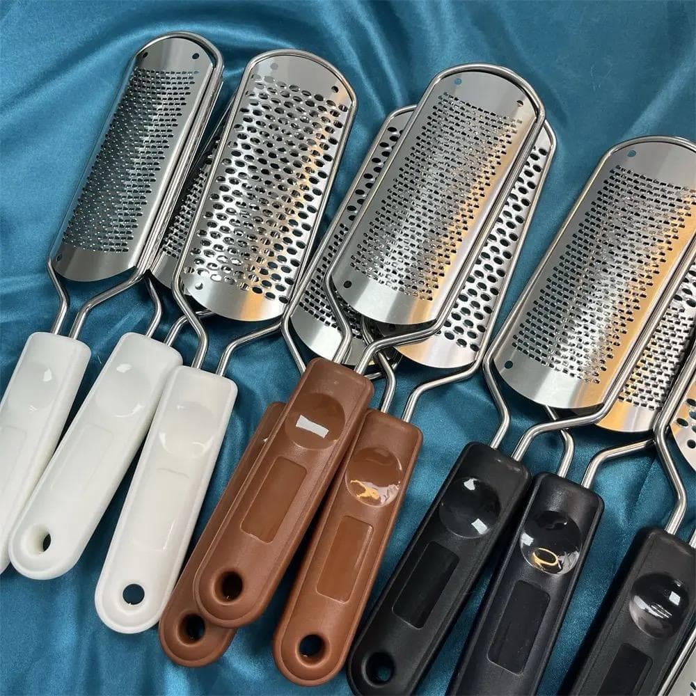 NAIL KITS AND TOOLS